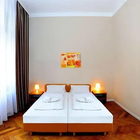 Otel Elegia Am Kurfuerstendamm