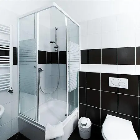 Elegia Am Kurfuerstendamm Otel
