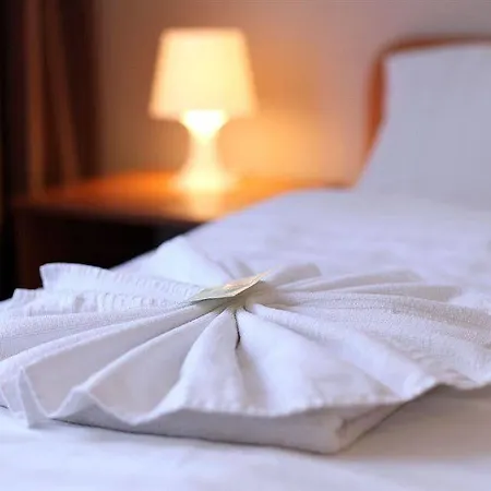 Hotel Elegia Am Kurfuerstendamm 2*